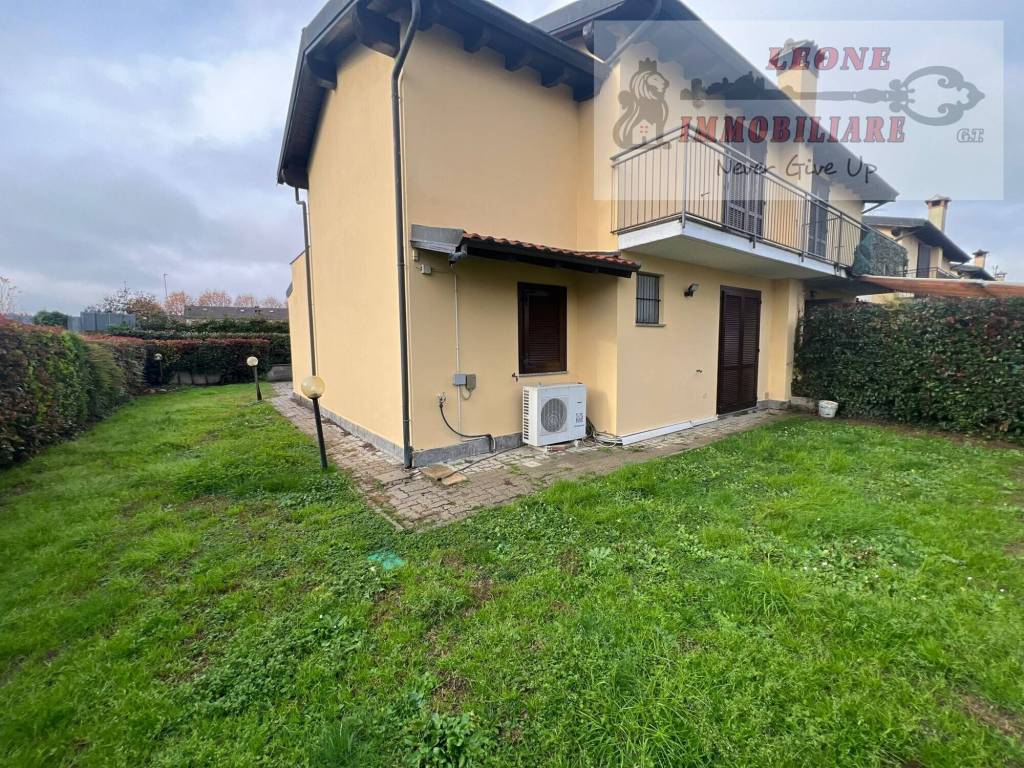 Villetta a schiera a Landriano in Via Glicine, 4 - Foto 2