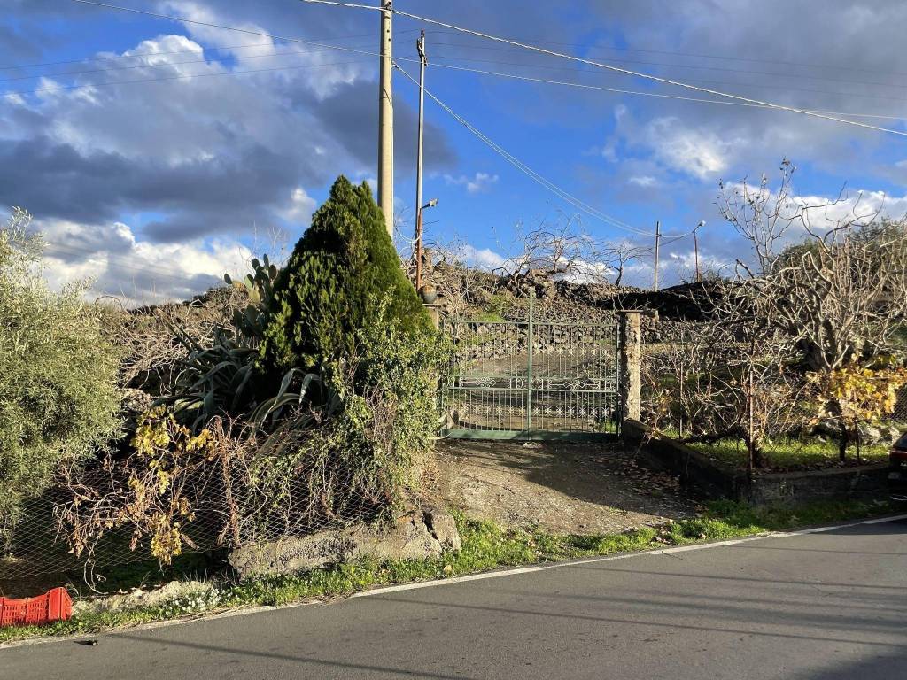 Terreno a Bronte in Contrada Barbaro - Foto 2
