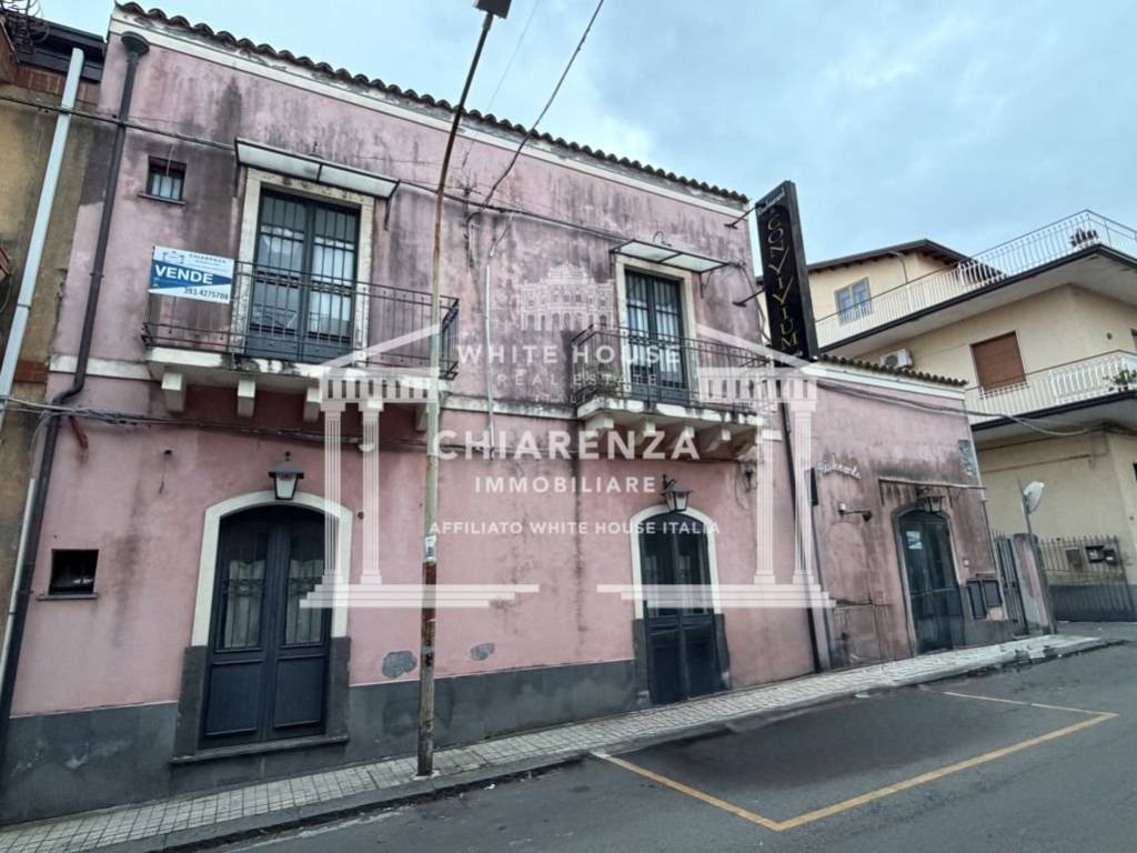 Immobile a Trecastagni in Via Francesco Crispi, 171 - Foto 2
