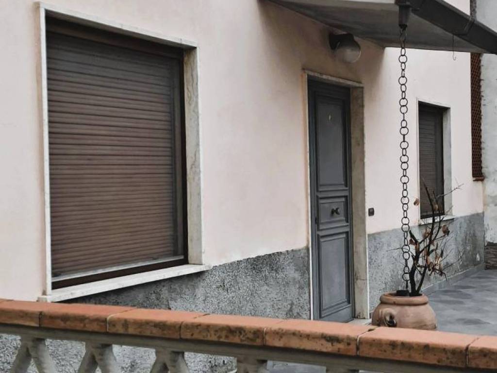 Casa indipendente a San giuliano terme in Via Giuseppe Di Vittorio - Foto 2
