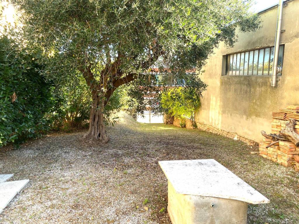 Casa indipendente a Mondolfo in Via Camillo Benso di Cavour, 31 - Foto 3