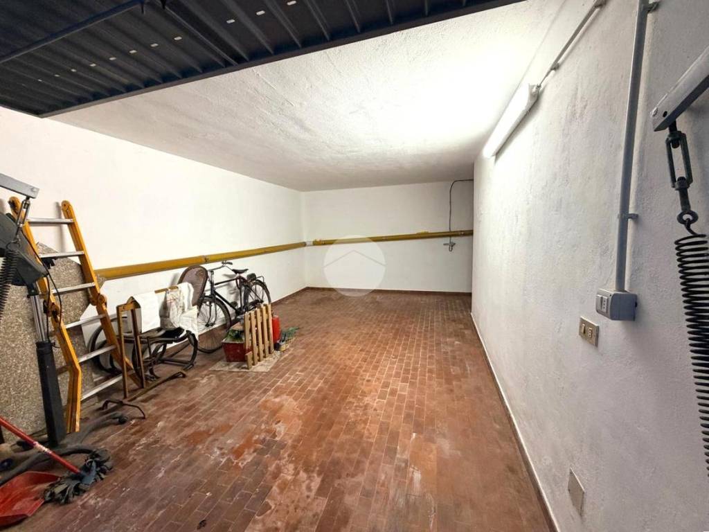 Box / garage a Cernusco sul naviglio in Via Giacomo Leopardi, 7 - Foto 5