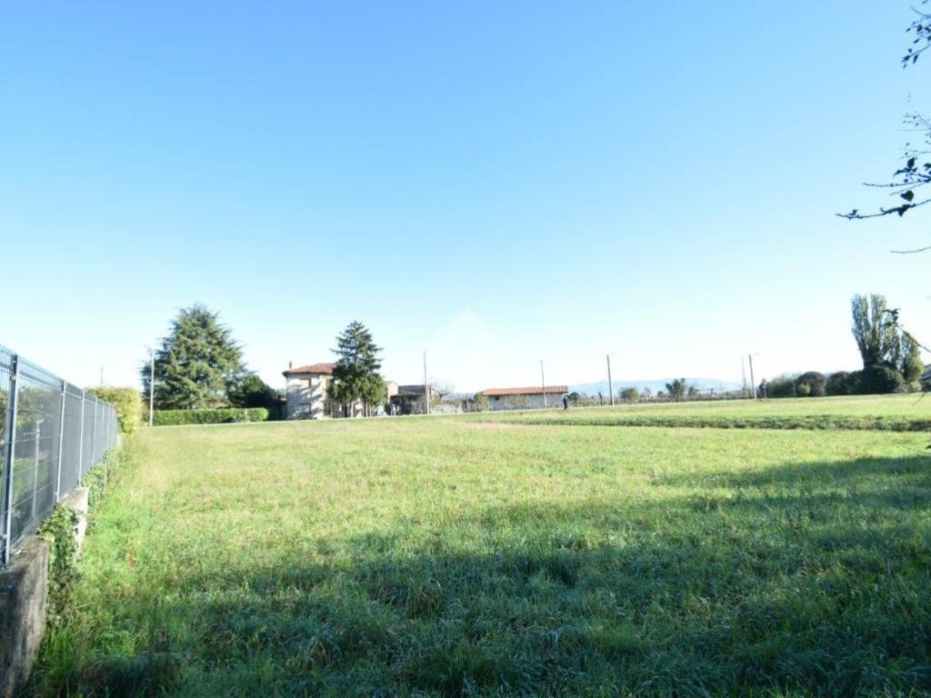 Terreno a Gorizia in Via Brigata Abruzzi, 18 - Foto 4