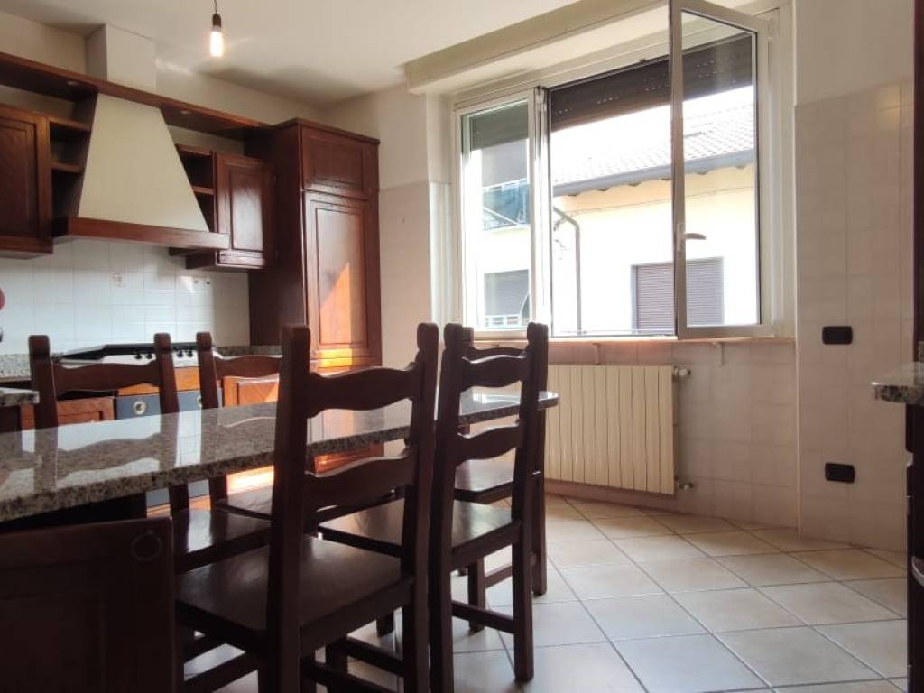 Appartamento a Cabiate in Via Giacomo Matteotti - Foto 2