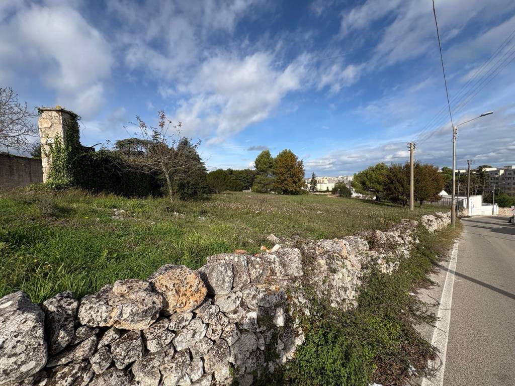 Terreno a Martina franca in via saliscendi - Foto 5
