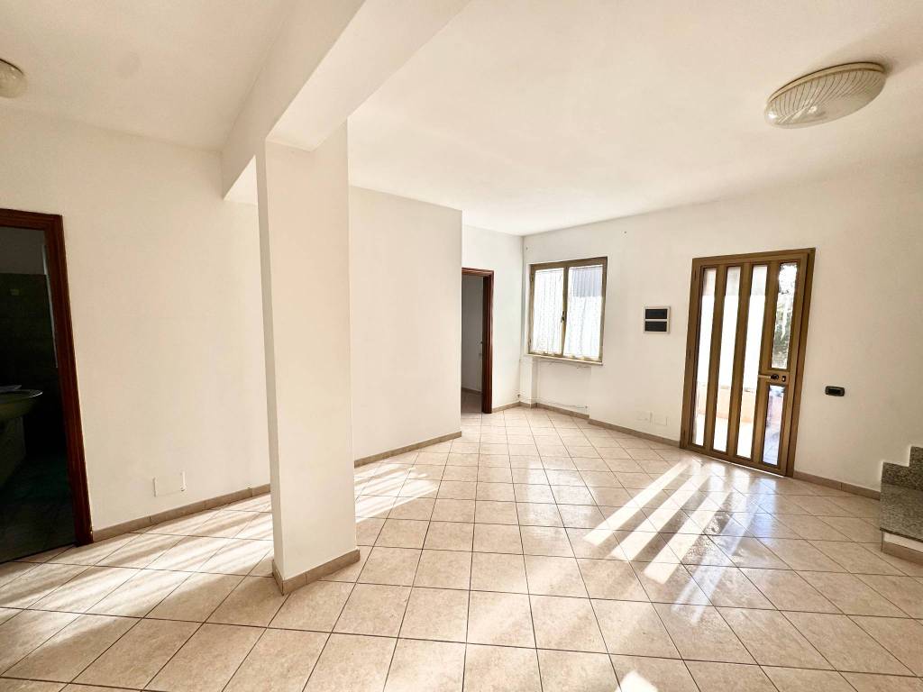 Villa a Ladispoli in Viale California - Foto 4