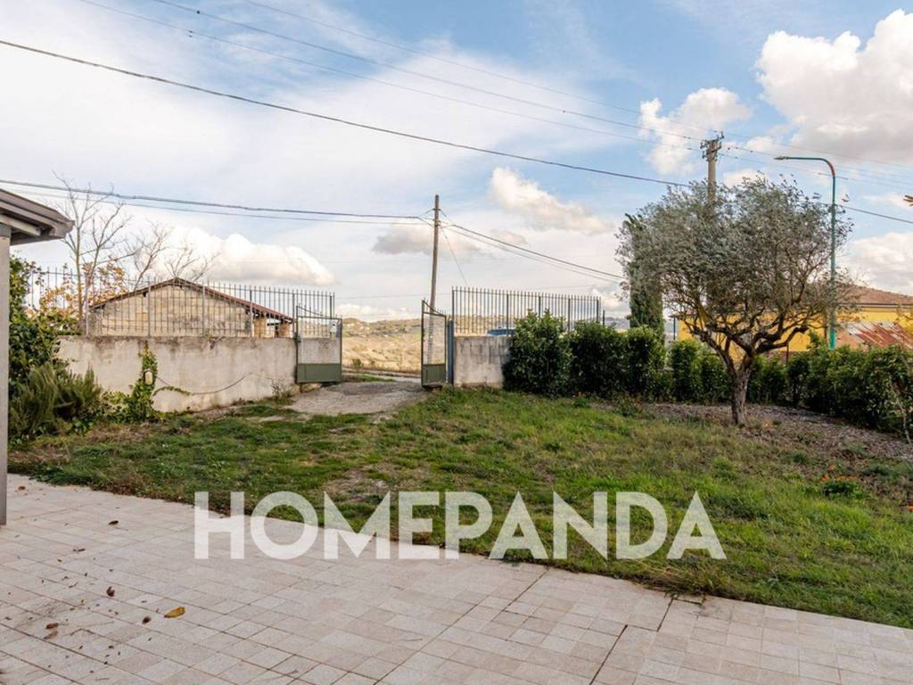 Appartamento a Ariano irpino in Contrada Maddalena - Foto 3