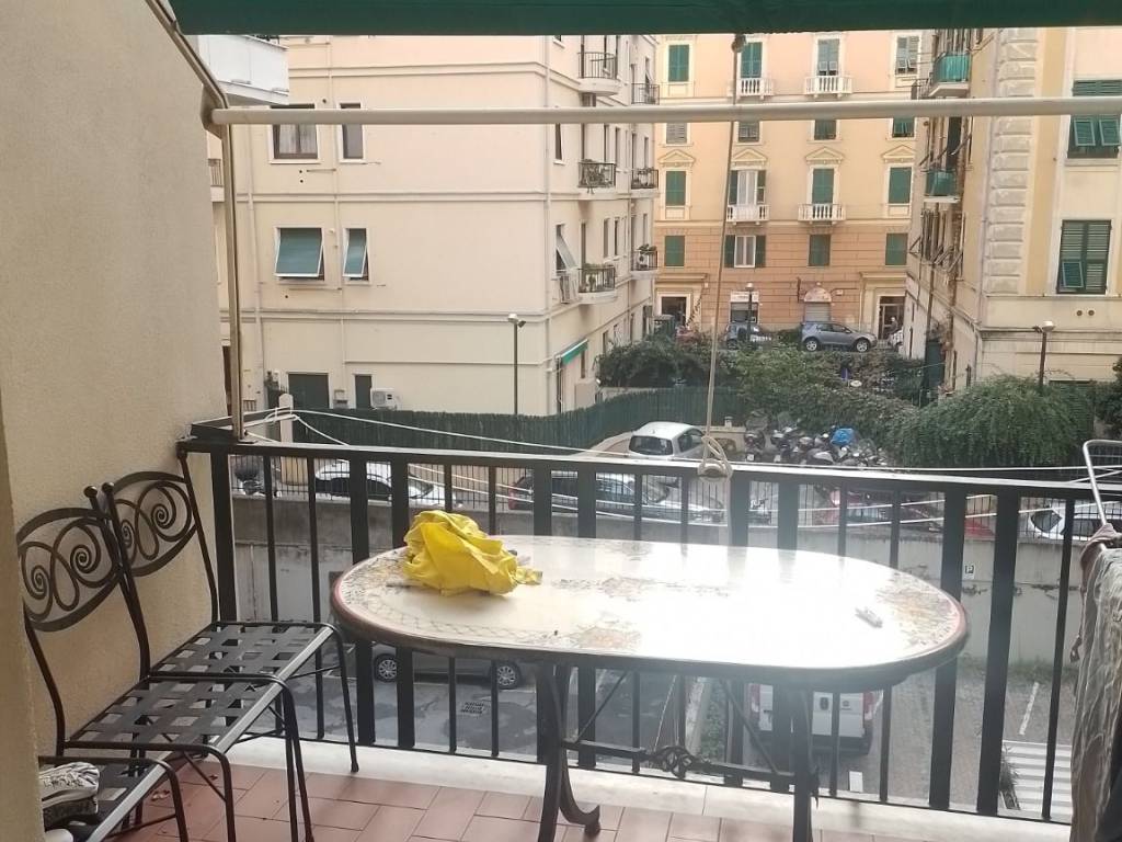 Appartamento a Genova in Viale delle Brigate Partigiane - Foto 2
