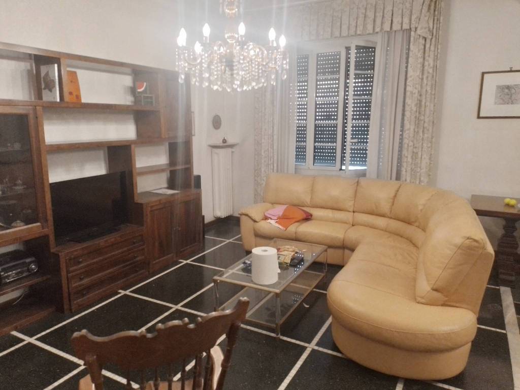 Appartamento a Genova in Viale delle Brigate Partigiane - Foto 3