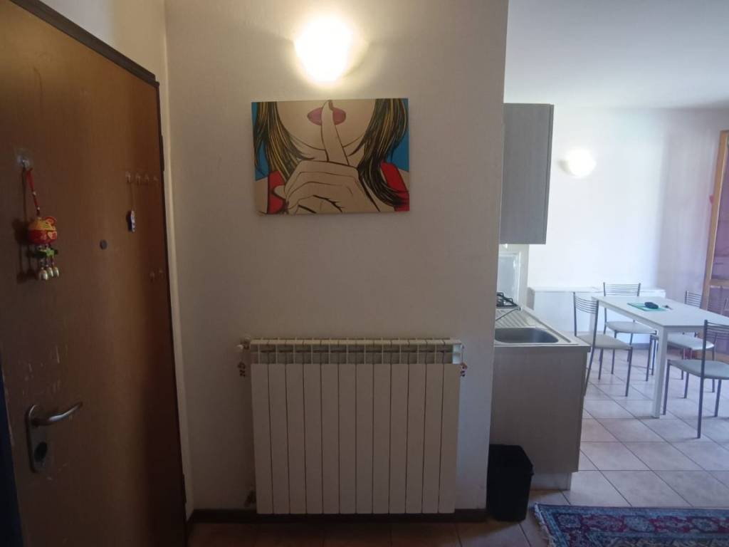 Appartamento a Cardano al campo in Via Montecchio, 12 - Foto 2