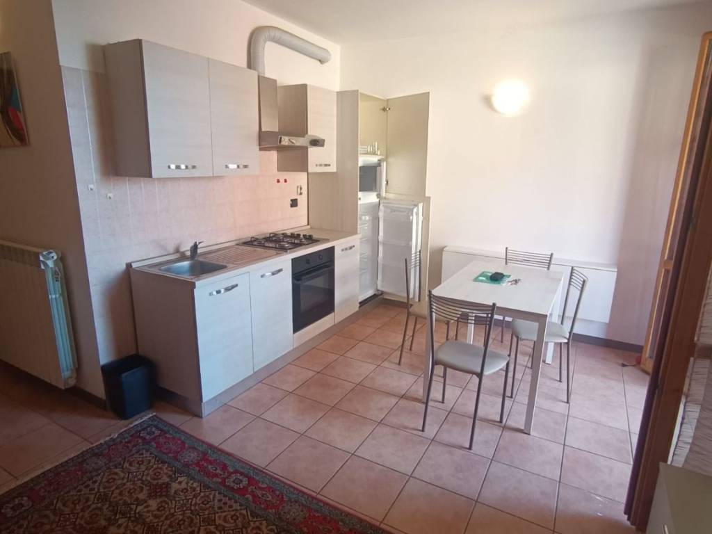 Appartamento a Cardano al campo in Via Montecchio, 12 - Foto 3