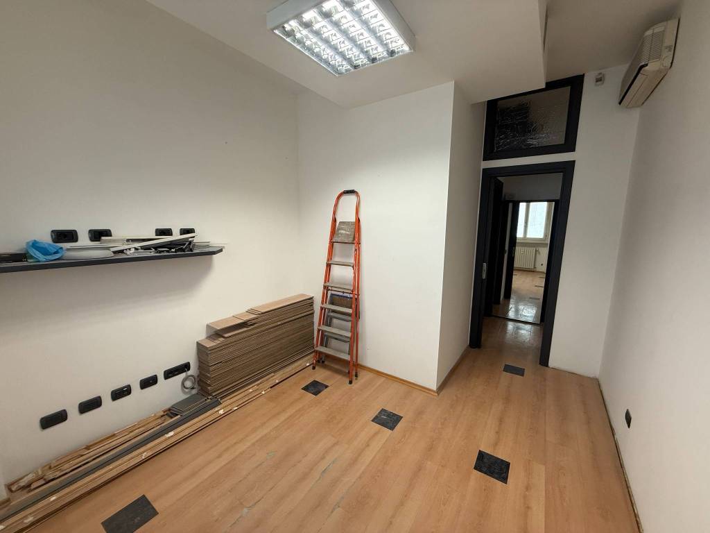 Appartamento a Brescia in Via Martinengo Cesaresco - Foto 3