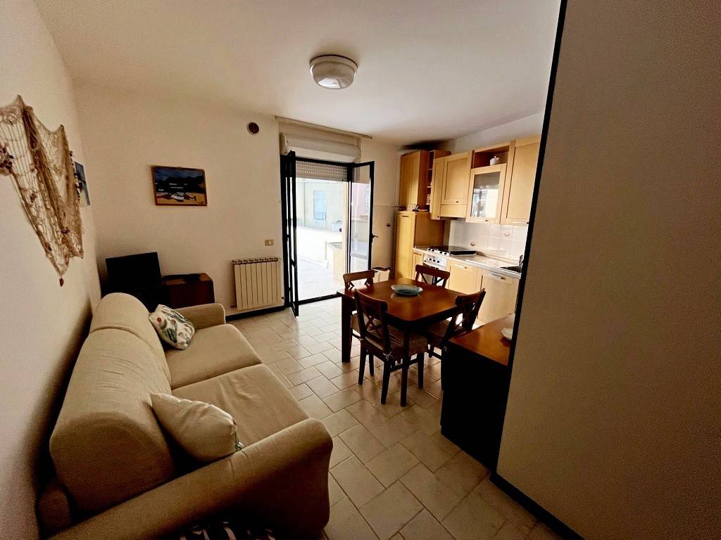 Appartamento a Porto san giorgio in Piazza Xxv Aprile, 13 - Foto 3