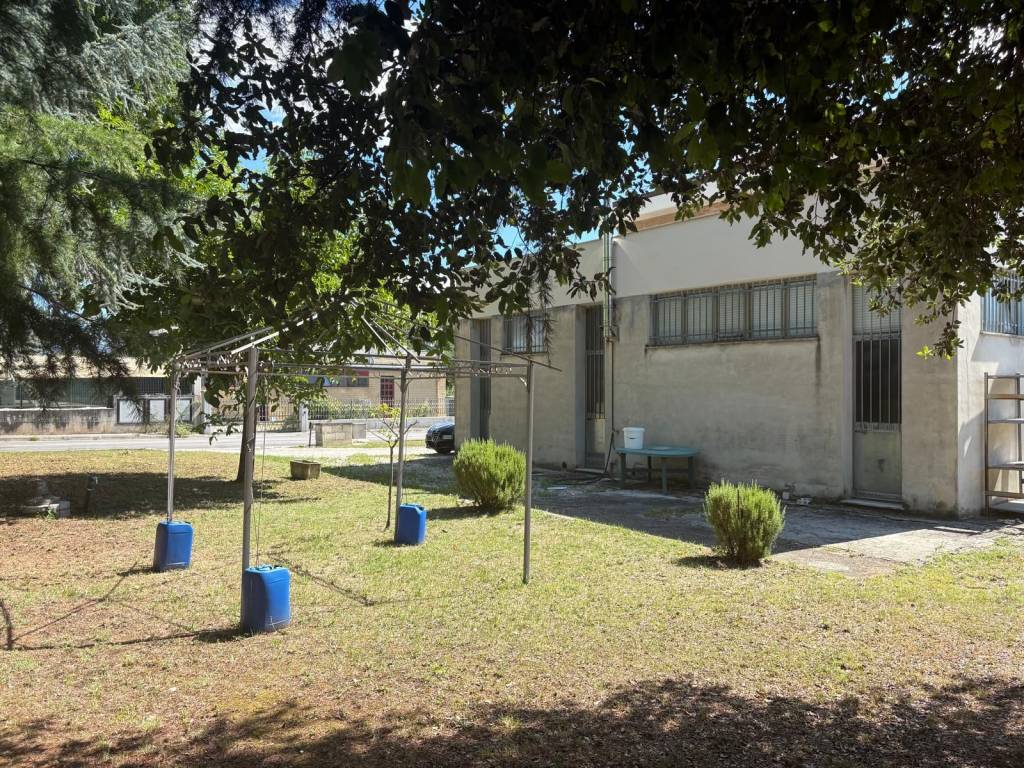 Immobile a Montecassiano in Via dell'Artigianato, 23 - Foto 2