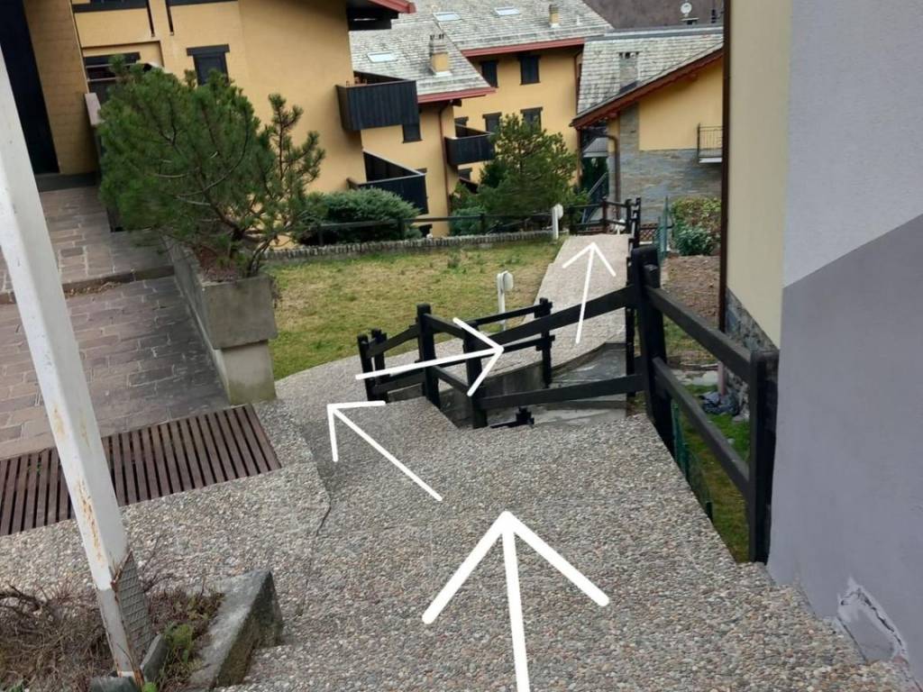 Appartamento a Chiesa in valmalenco in Via Bernina - Foto 3