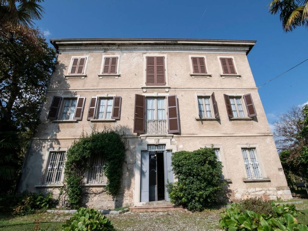 Villa a Arcisate in Via Silvio Pellico, 26 - Foto 3