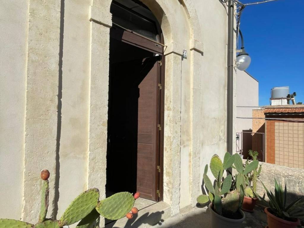 Casa indipendente a Noto in Via Enrico Amante, 48 - Foto 4