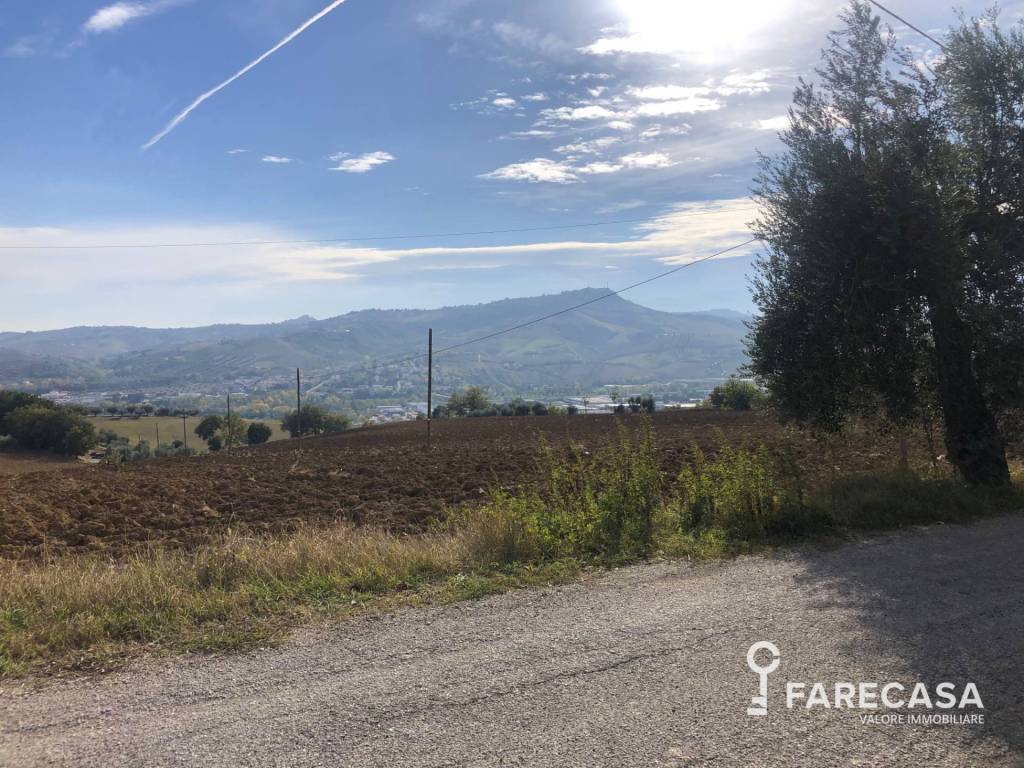 Casa indipendente a Bellante in Via Federico Fellini, 4 - Foto 4