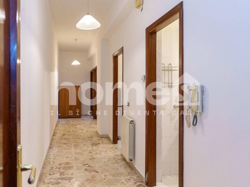 Appartamento a Gravina di catania in Via Due Obelischi - Foto 2