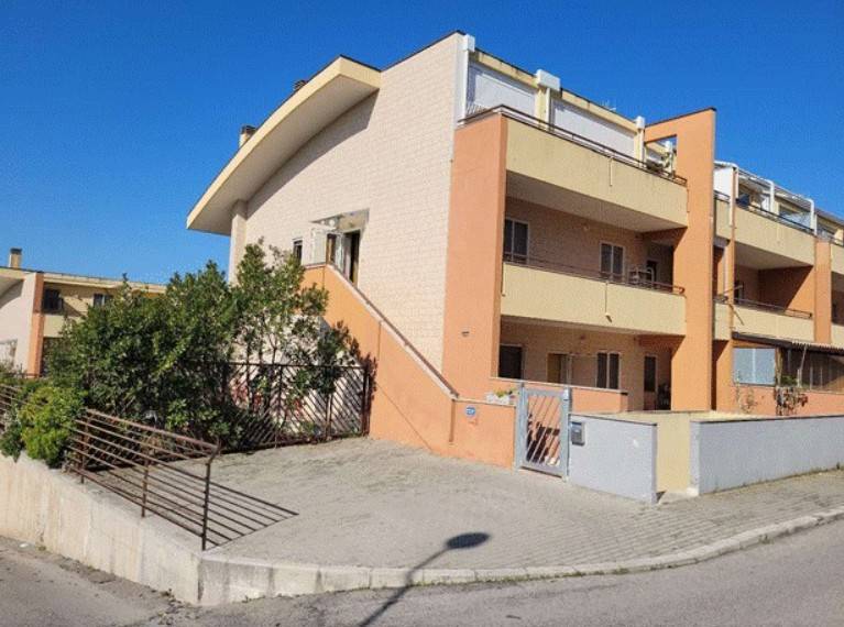 Appartamento a Matera in Via Nino Rota, 39 - Foto 2