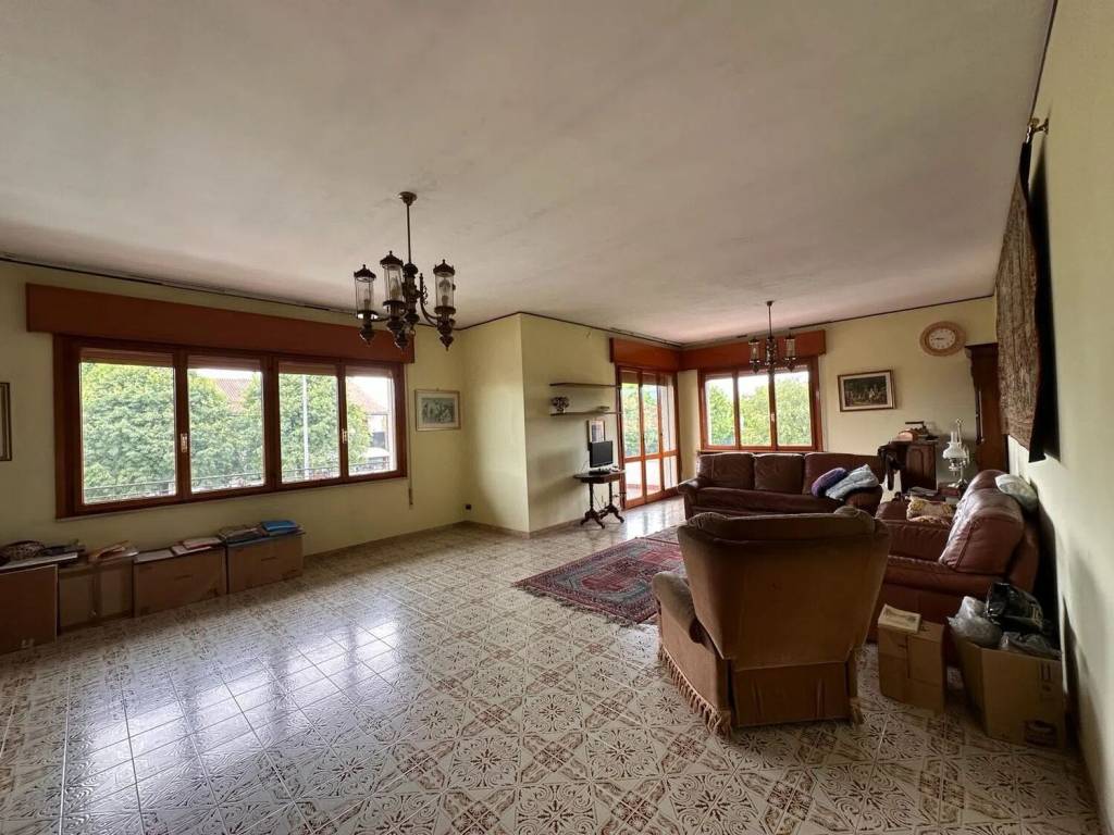 Villa a Ponzano veneto in Via Roma - Foto 3