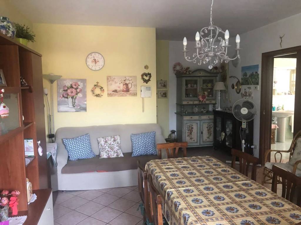 Appartamento a Paese in Via C. Battisti, 16 - Foto 4