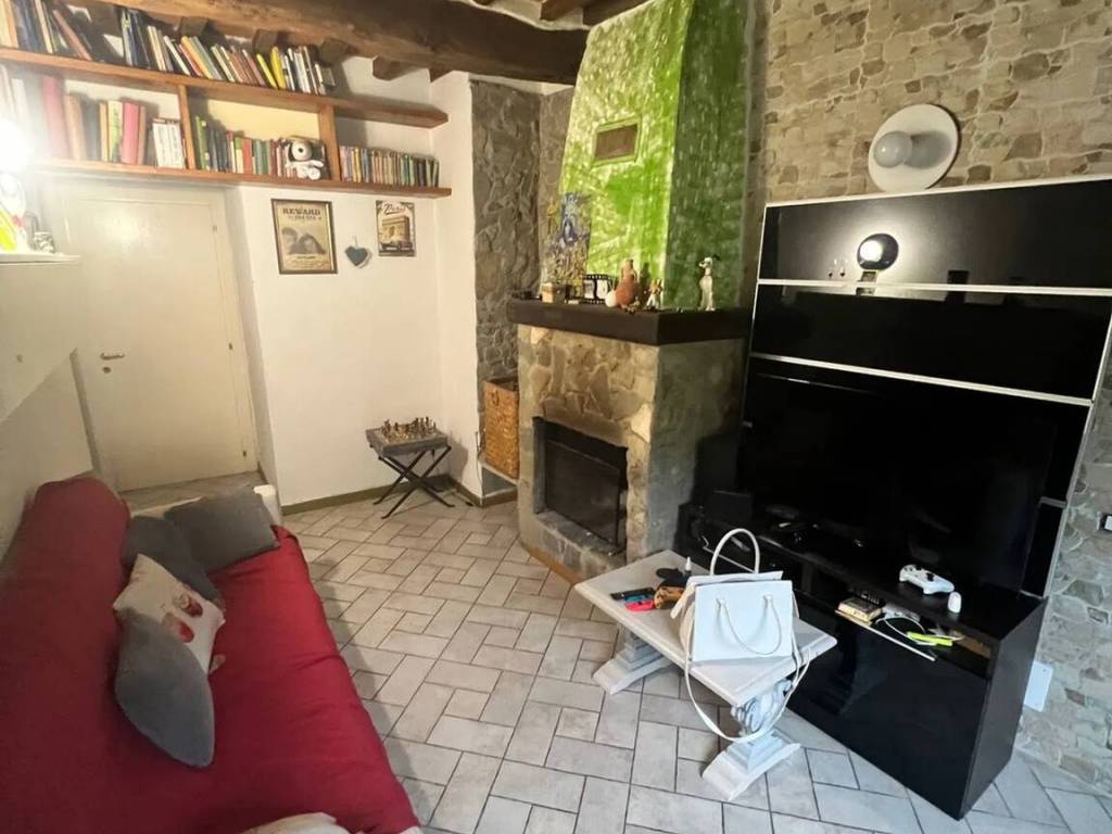 Appartamento a Scarperia e san piero in San Piero A Sieve No Number - Foto 5