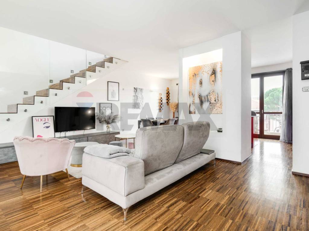 Appartamento a Samarate in DI VITTORIO, 29 - Foto 2