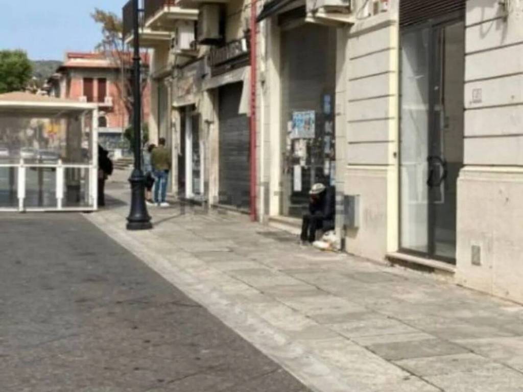 Immobile a Reggio calabria in Corso Giuseppe Garibaldi, 47 - Foto 2