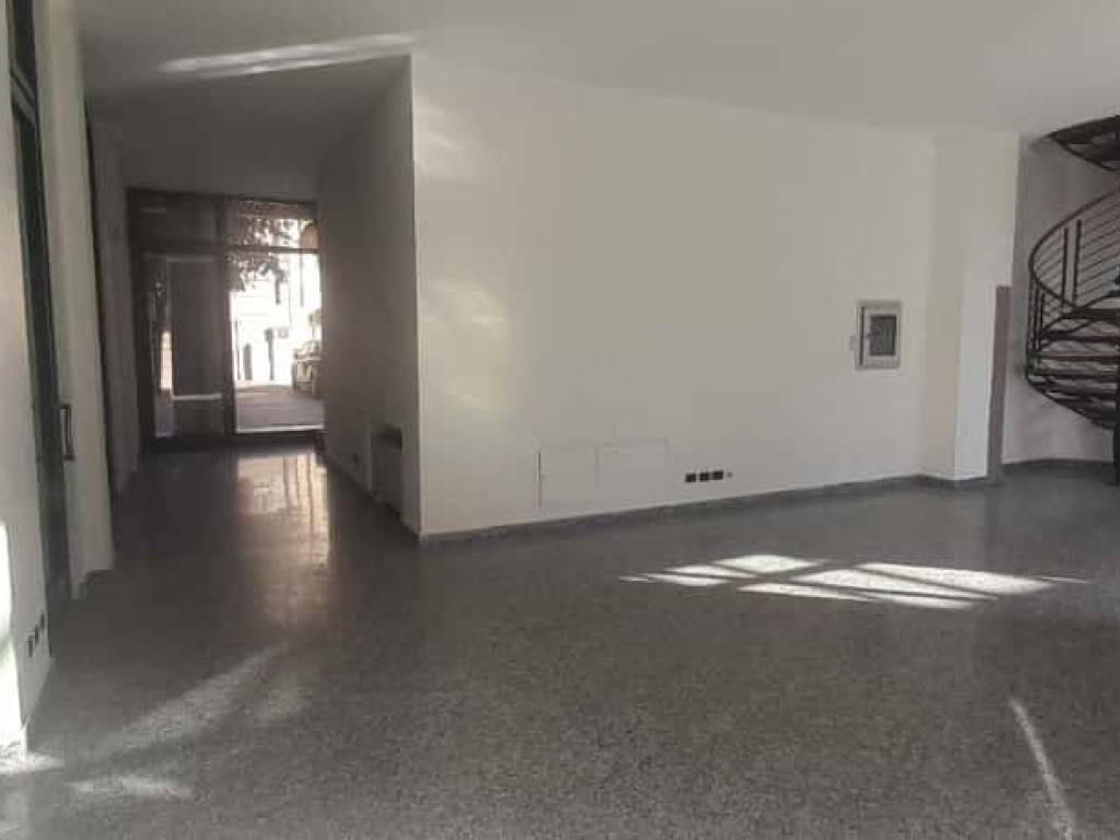 Immobile a Saronno in Piazzetta Cardinale A. I. Schuster - Foto 4