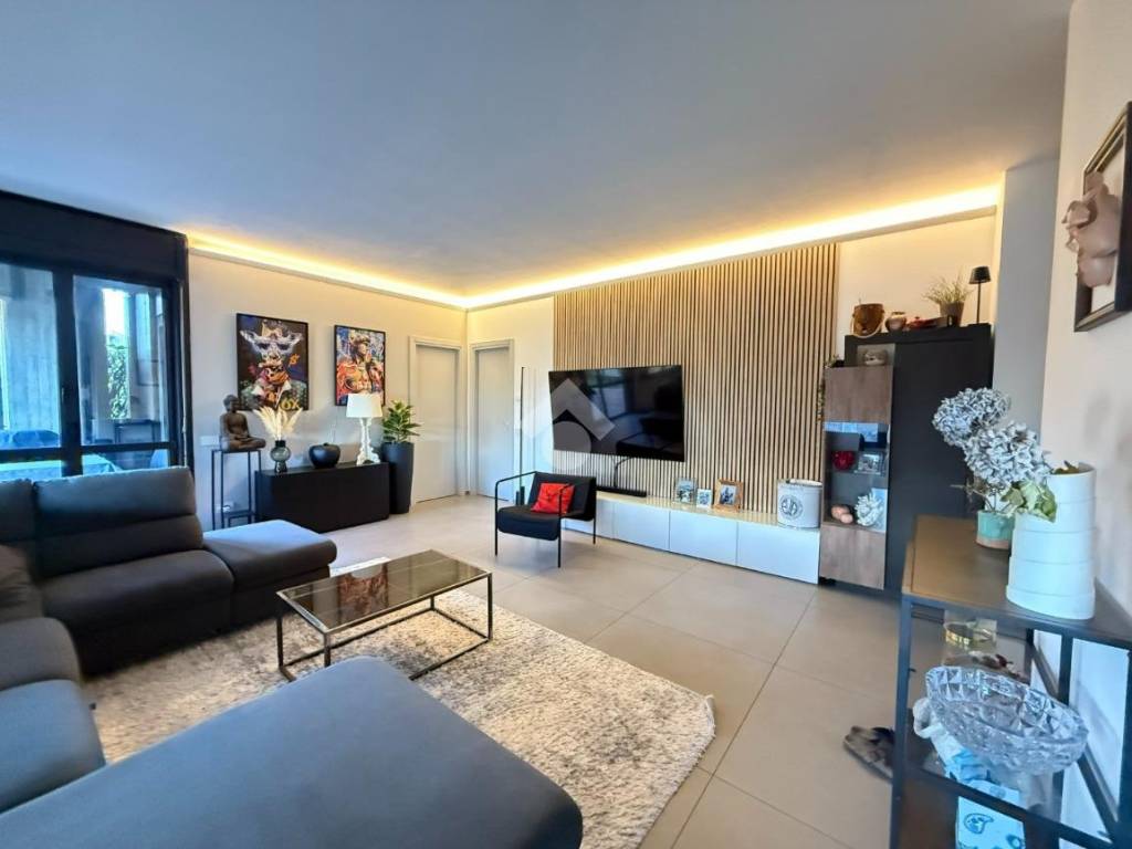 Appartamento a Malgrate in Via Pian Sciresa, 12 - Foto 2