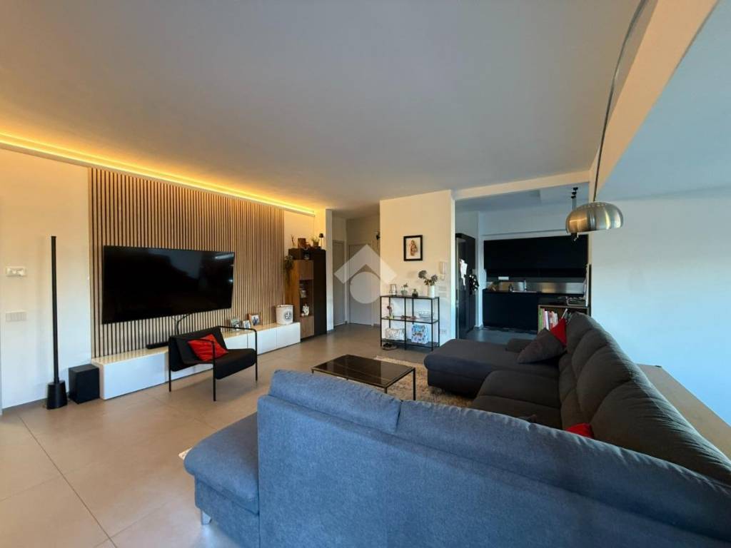 Appartamento a Malgrate in Via Pian Sciresa, 12 - Foto 3