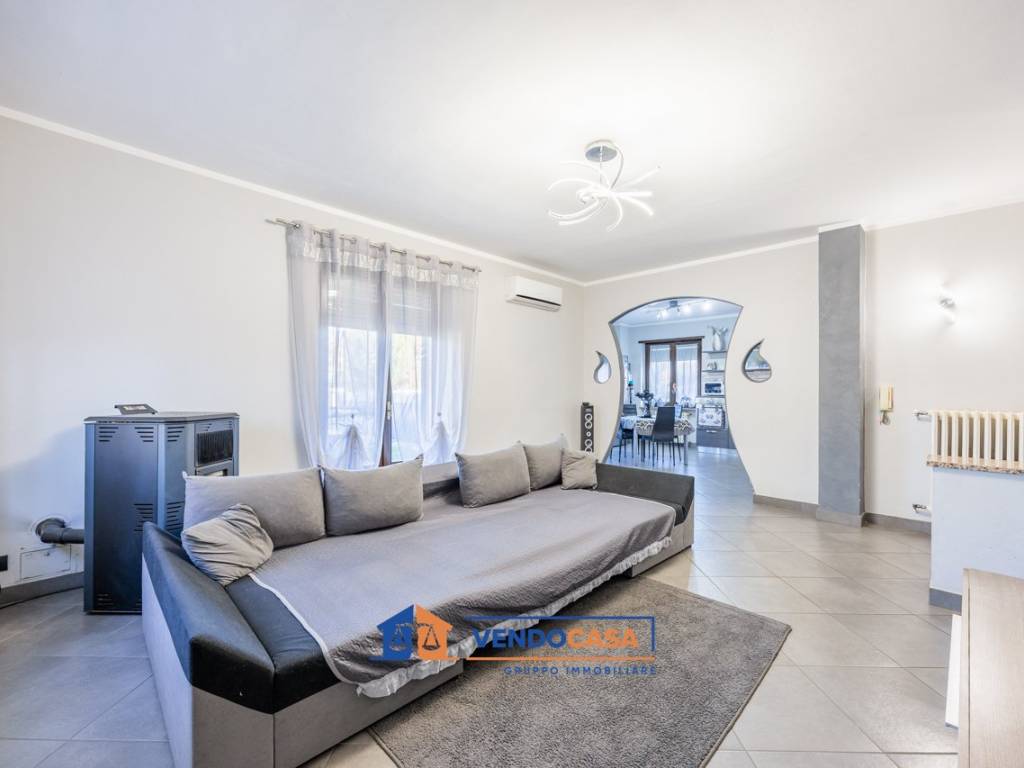 Villa a Caramagna piemonte in Via Camillo Benso di Cavour - Foto 2