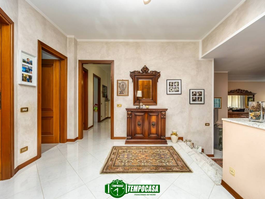 Villa a Osio sotto in Via Monte Grappa, 3 - Foto 4