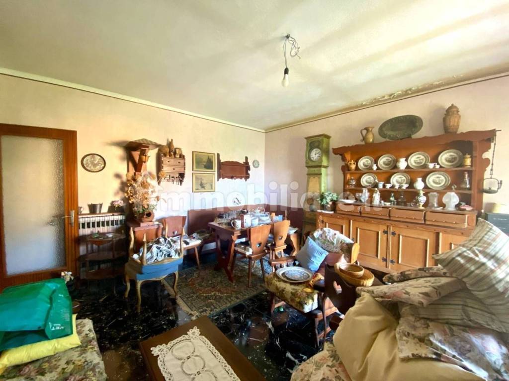 Appartamento a Taggia in BUSSANA ALLOGGIO 110 MQ CON GARAGE - Foto 3