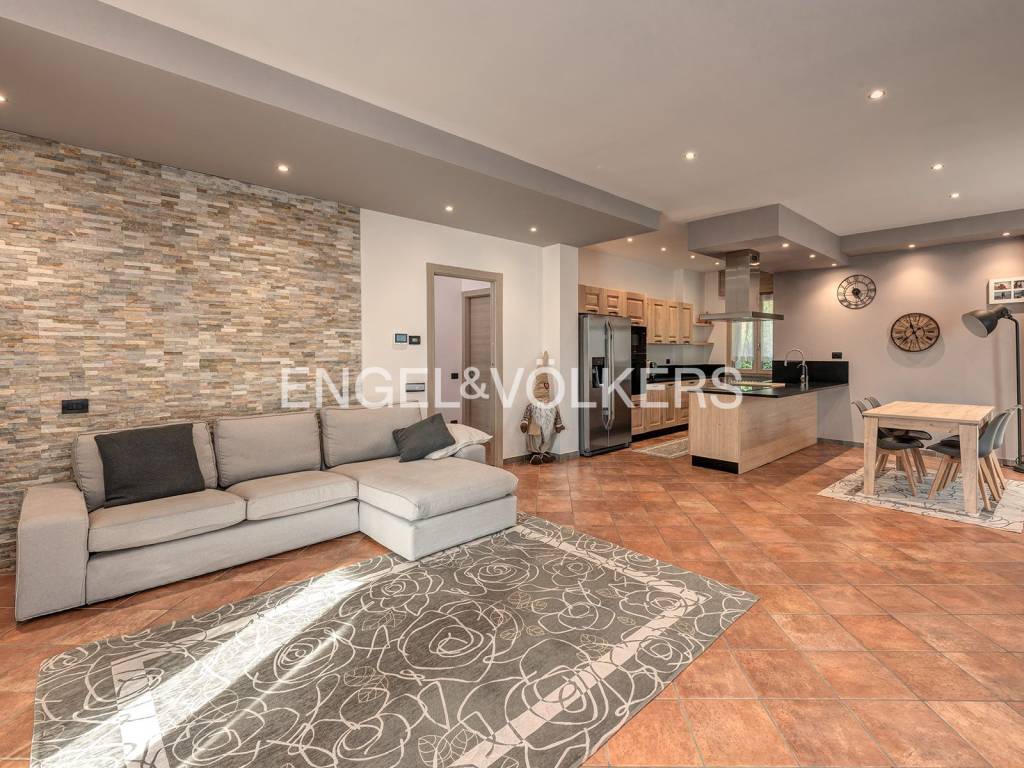 Villa a Galbiate - Foto 2