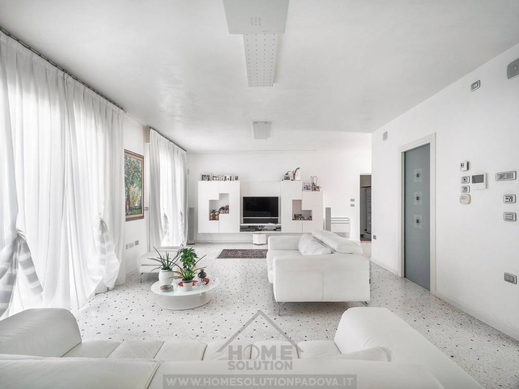 Villa a Ponte san nicolò in Via San Martino e Solferino, 22 - Foto 3