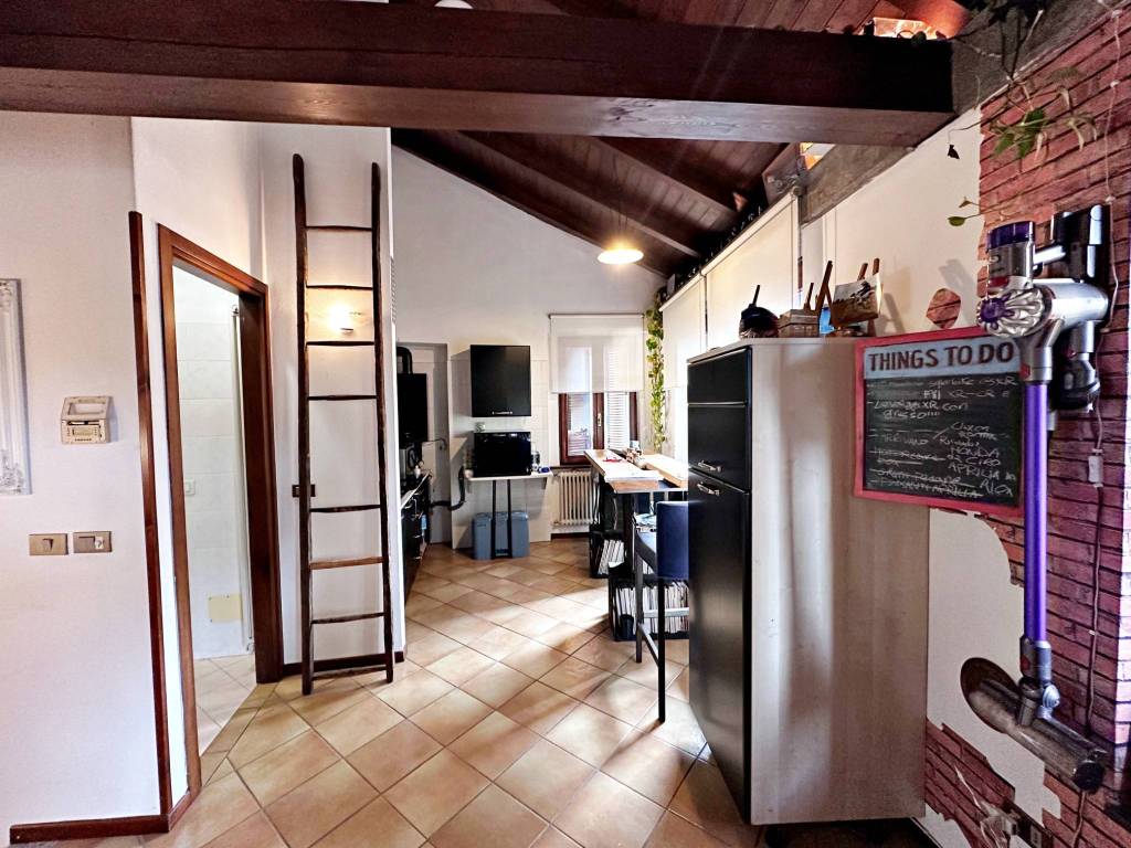 Casa indipendente a Verbania in Vicolo Sant'Antonio, 8 - Foto 3