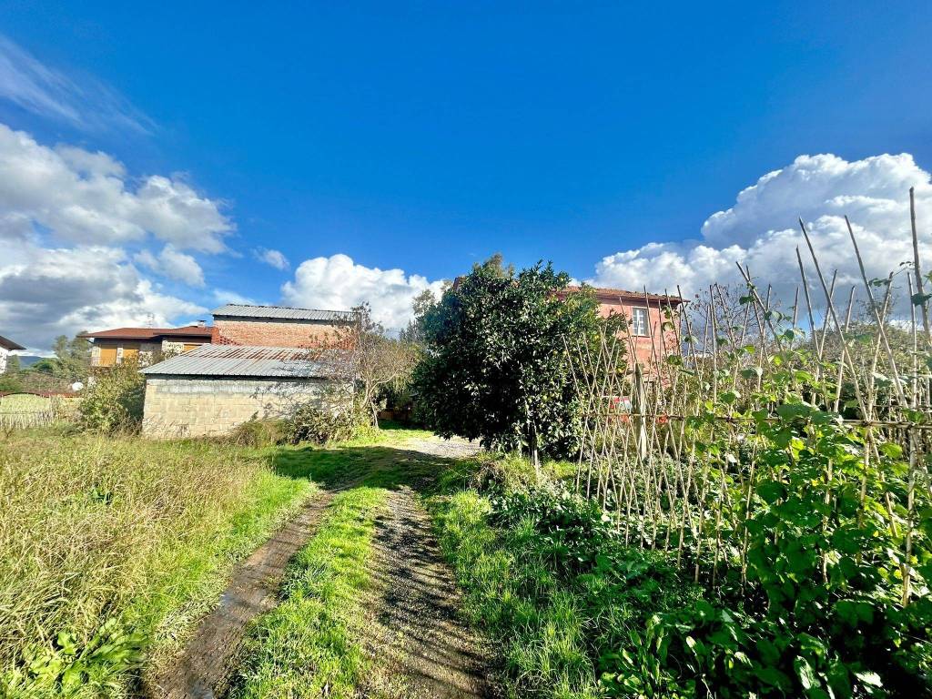 Rustico / casale a Sarzana - Foto 2