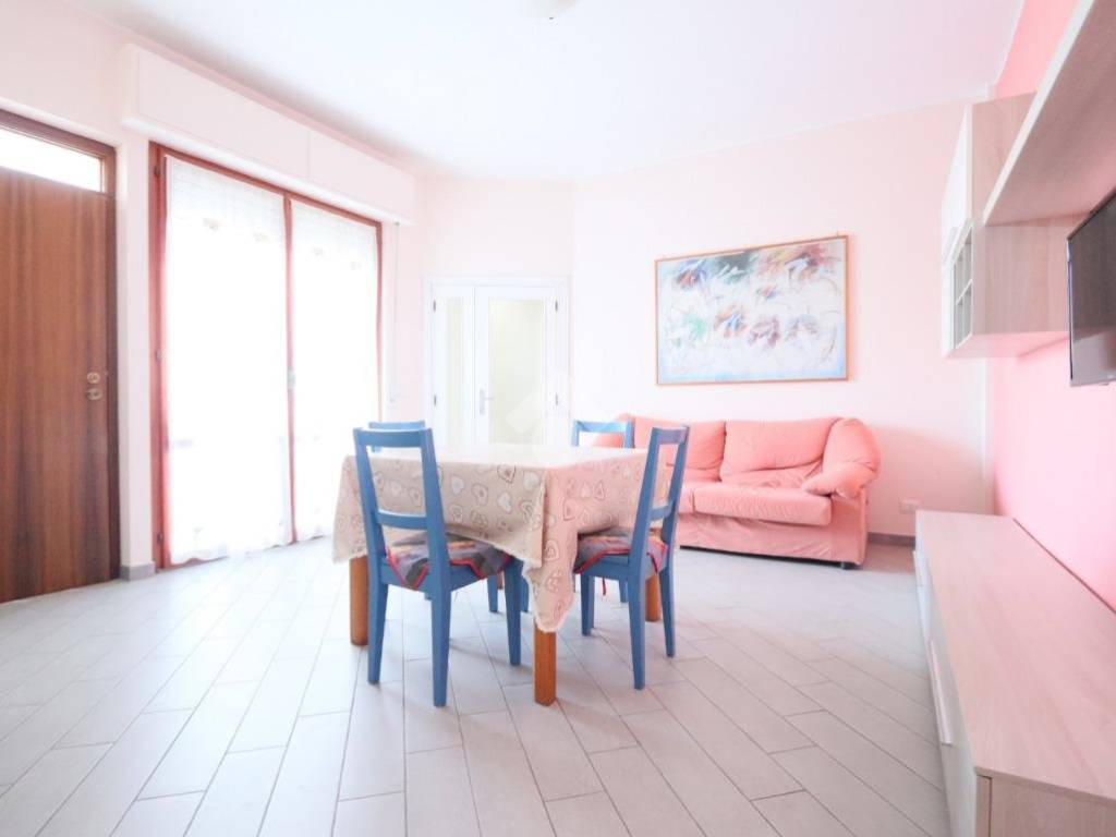 Appartamento a Alba adriatica in Via Olimpica, 11 - Foto 4