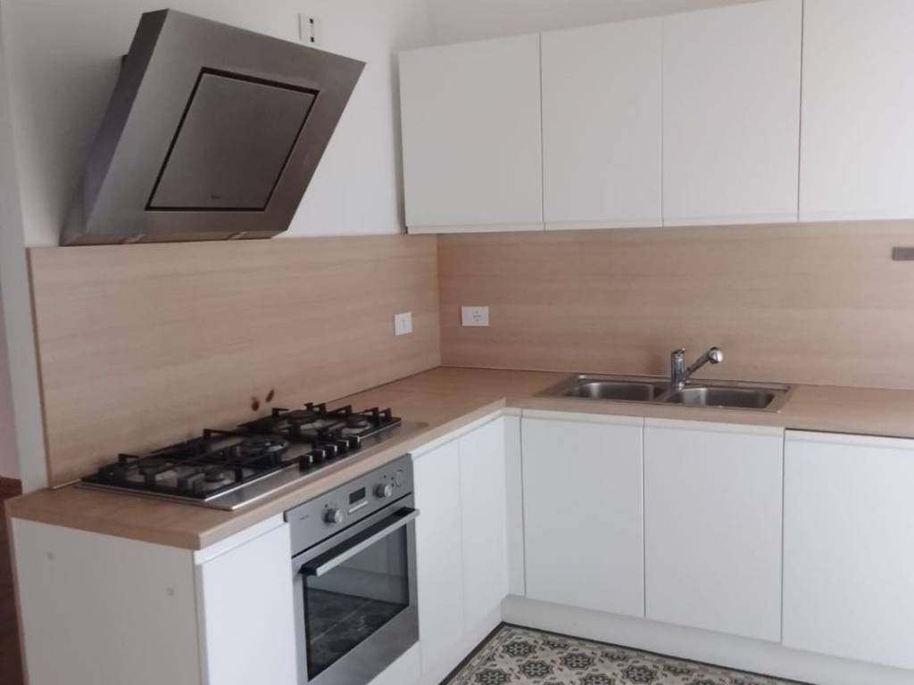 Appartamento a Caserta in Via Francesco Ricciardi - Foto 4