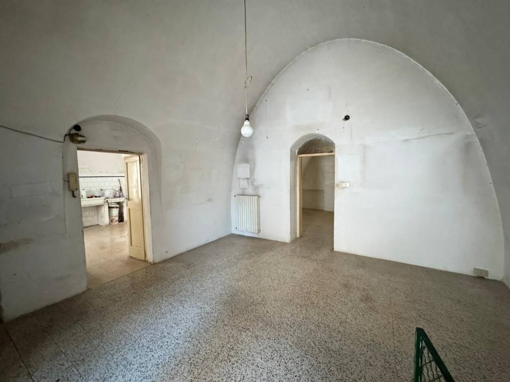 Appartamento a Locorotondo in Via Giannone - Foto 2