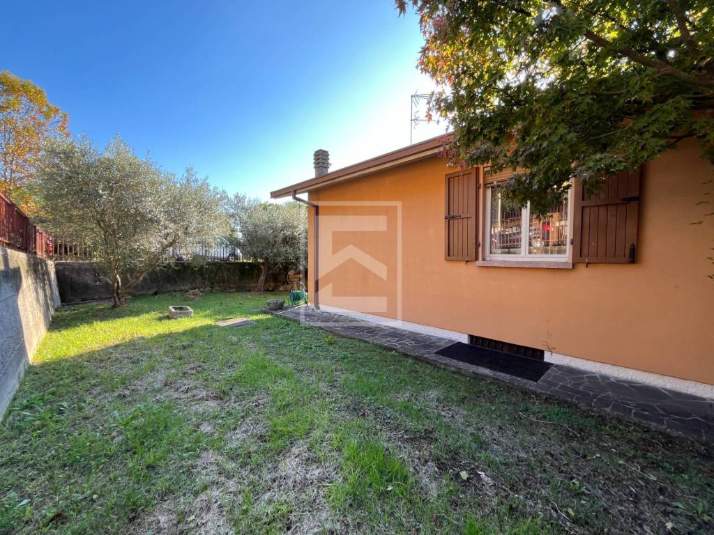 Villa a Salò in Via Padre Marcolini, 15 - Foto 5