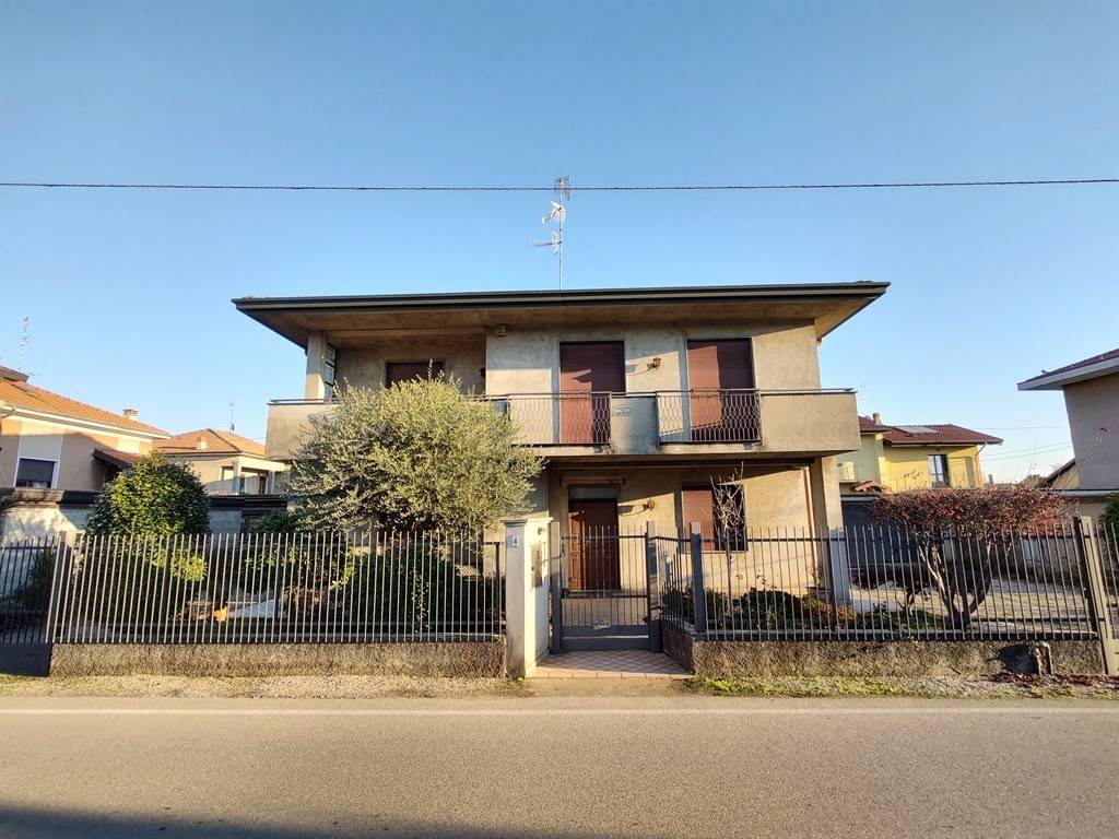 Villa a Cardano al campo in via dei chiosetti, 4 - Foto 4