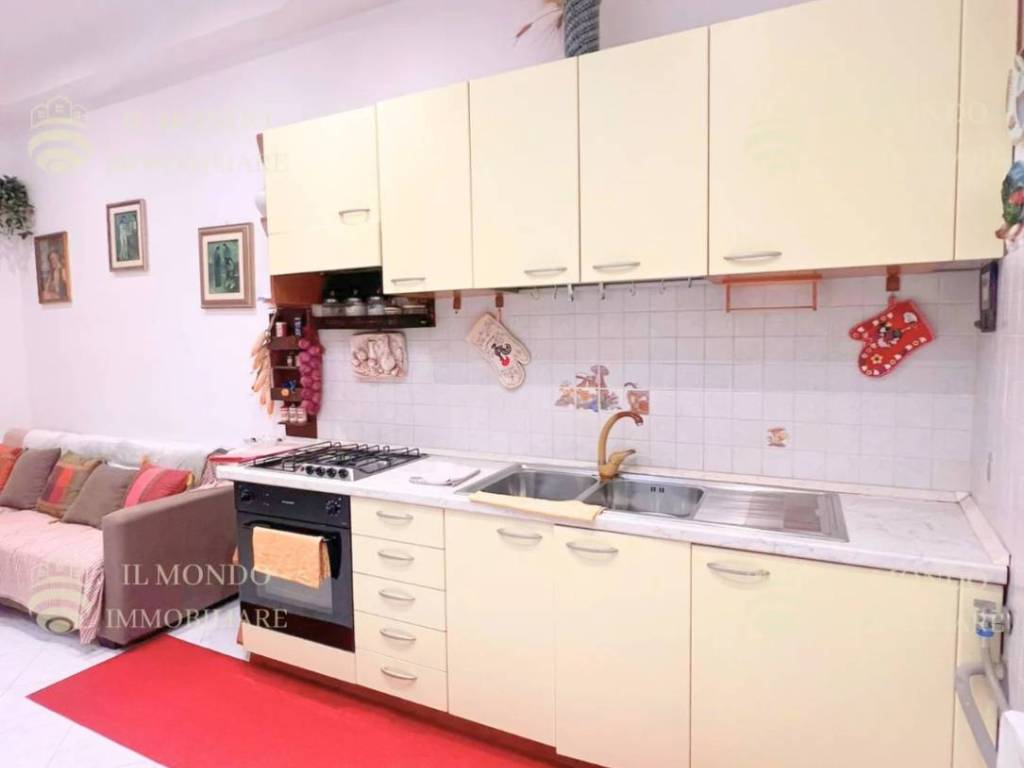 Appartamento a Palombara sabina in Via Isonzo - Foto 4