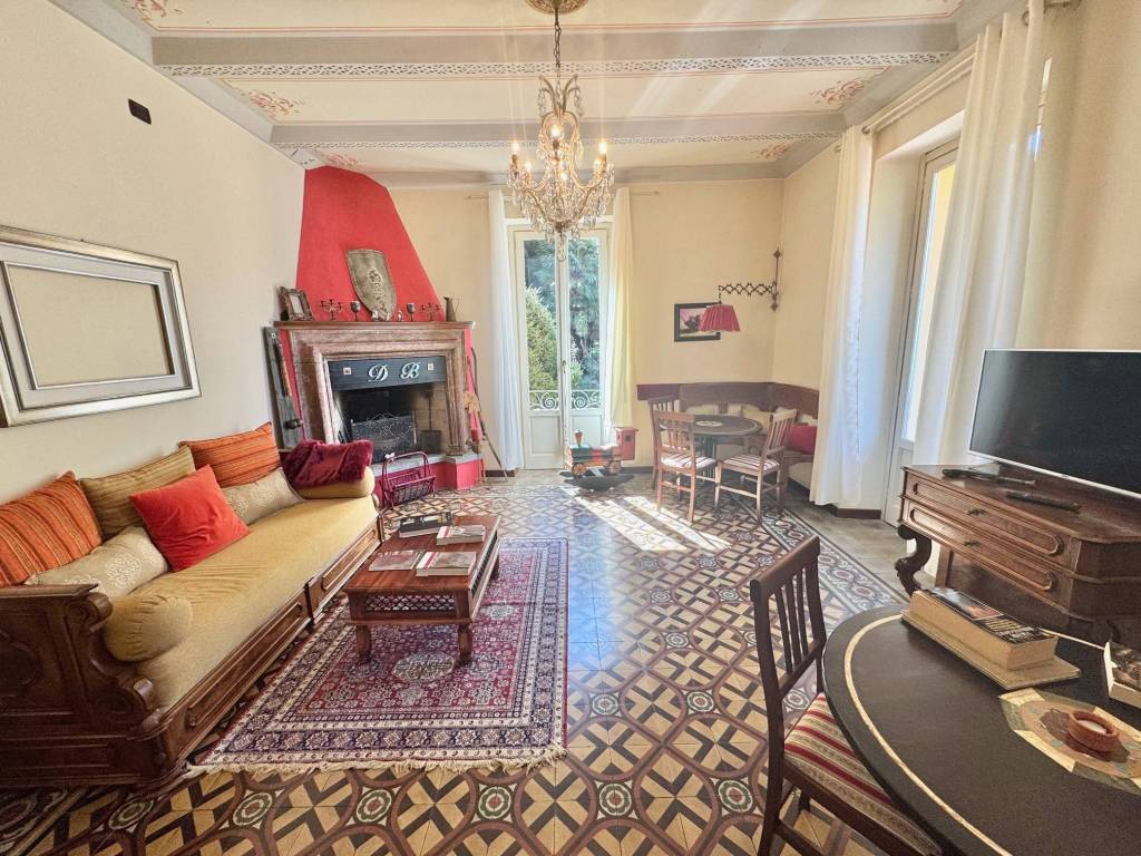 Villa a Valganna in Via Francesco Comolli, 2 - Foto 2