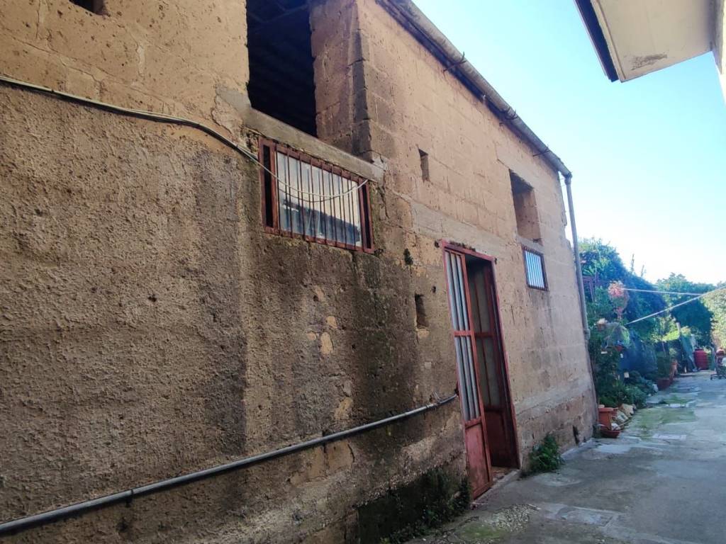 Rustico / casale a Caserta in Via Santa Sabina - Foto 2
