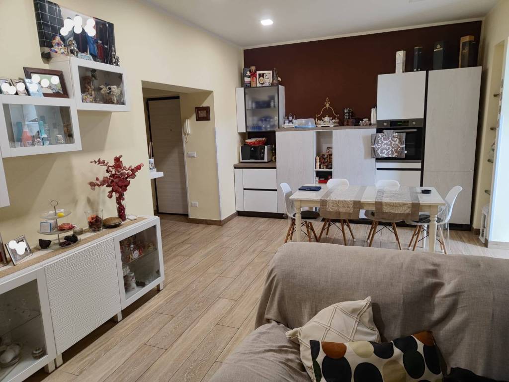 Appartamento a Avellino in Via Camillo Benso di Cavour - Foto 2