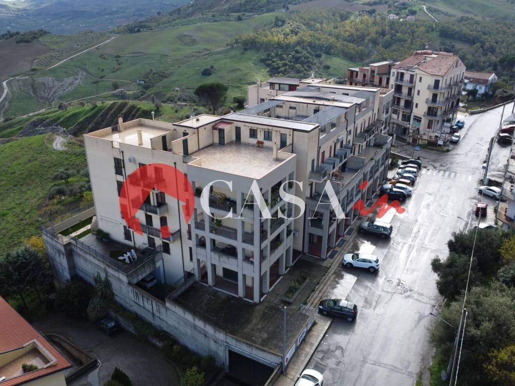 Appartamento a Nicosia in Contrada Santa Lucia - Foto 2