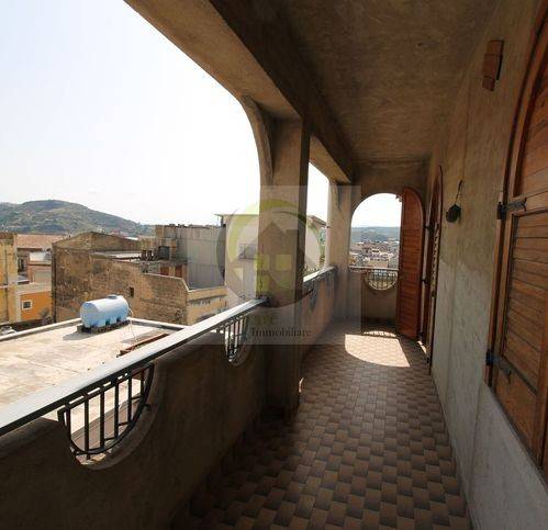 Palazzo / stabile a Palagonia in Amedeo 9 - Foto 3